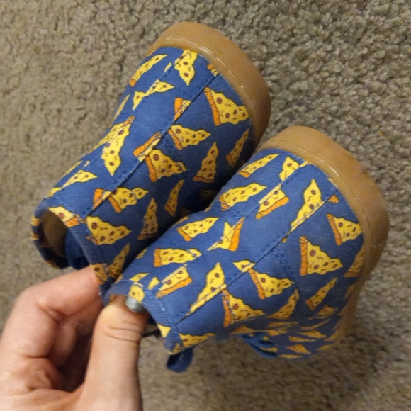 BLUE PIZZA DEZZYS, stitch quality, size 4 - Picture 6 of 12